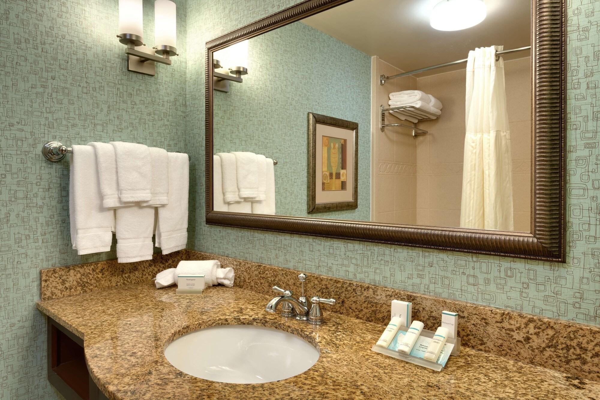 Hilton Garden Inn קלארקסוויל מראה חיצוני תמונה