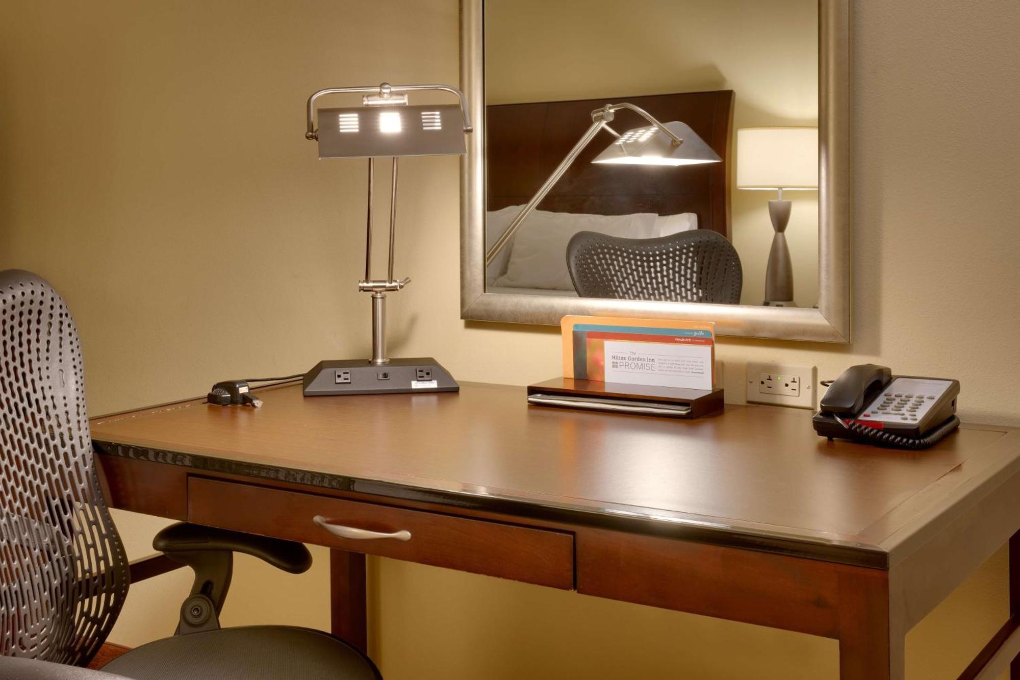 Hilton Garden Inn קלארקסוויל מראה חיצוני תמונה