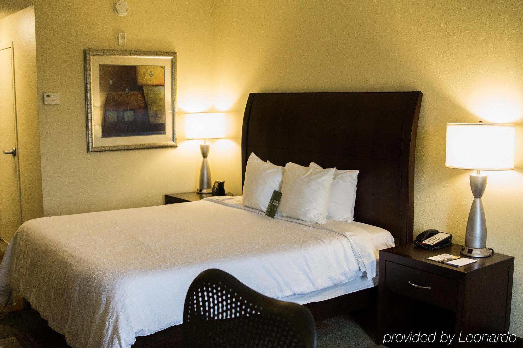 Hilton Garden Inn קלארקסוויל מראה חיצוני תמונה